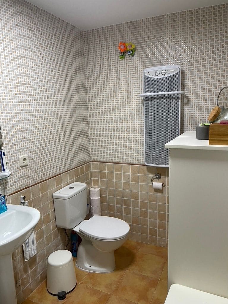 3 chambre Villa/Maison Semi-Mitoyenne à vendre à Relleu avec piscine garage - 232 000 € (Ref: 9663393)