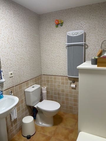 3 chambre Villa/Maison Semi-Mitoyenne à vendre à Relleu avec piscine garage - 232 000 € (Ref: 9663393)