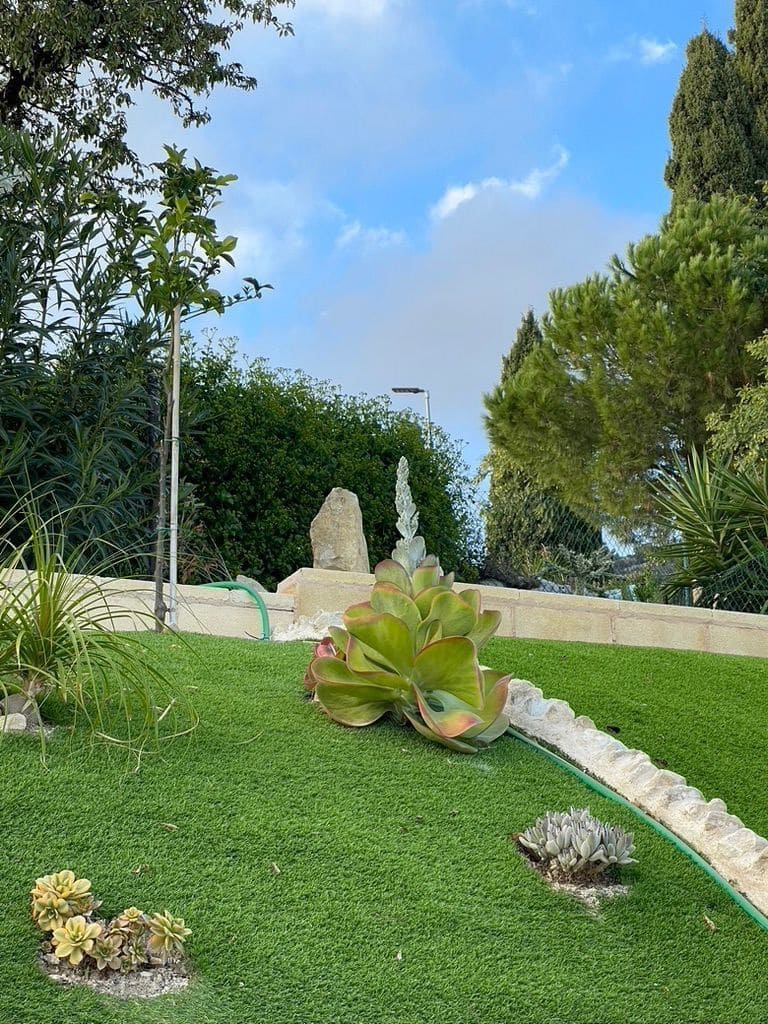 3 chambre Villa/Maison Semi-Mitoyenne à vendre à Relleu avec piscine garage - 232 000 € (Ref: 9663393)