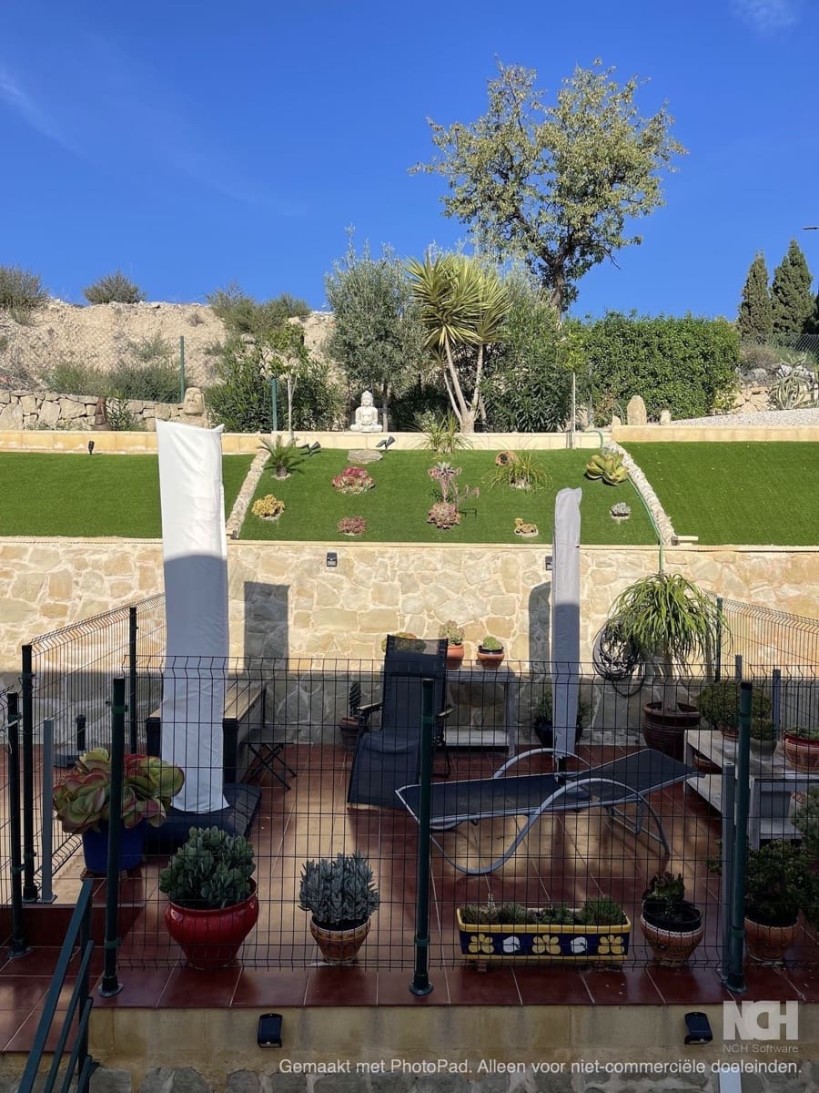 3 chambre Villa/Maison Semi-Mitoyenne à vendre à Relleu avec piscine garage - 232 000 € (Ref: 9663393)