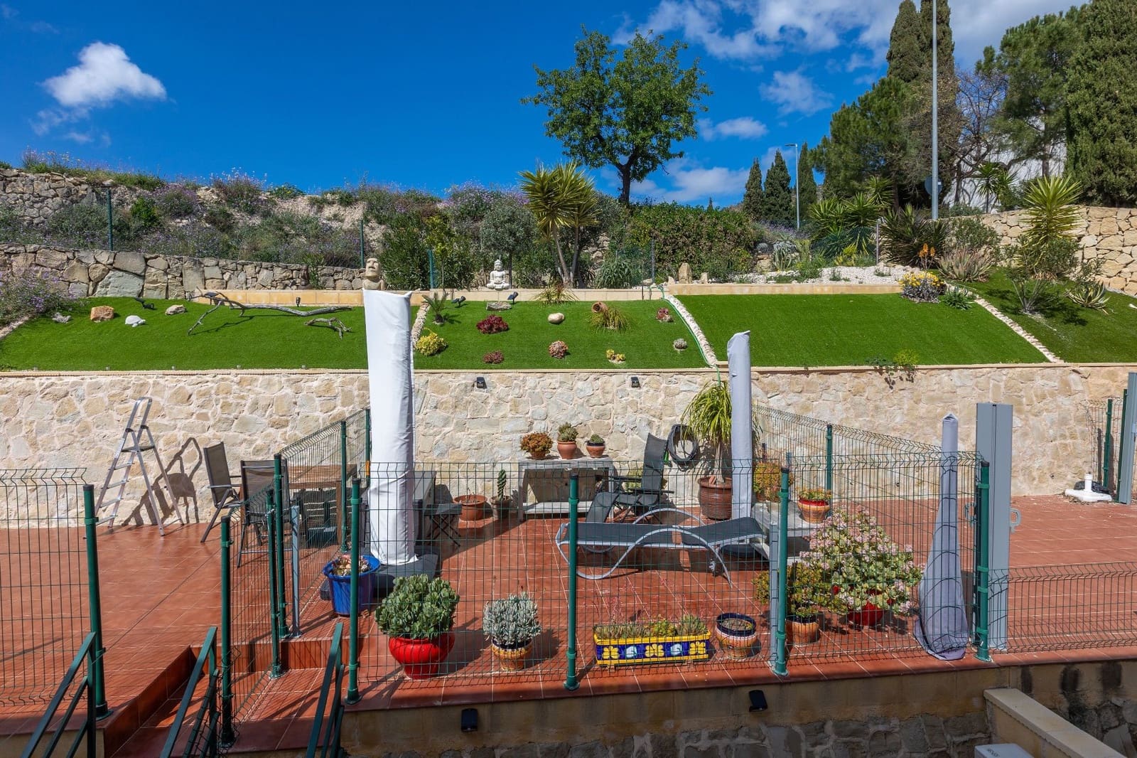 3 bedroom Semi-detached Villa for sale in Relleu with pool garage - € 232,000 (Ref: 9663393)