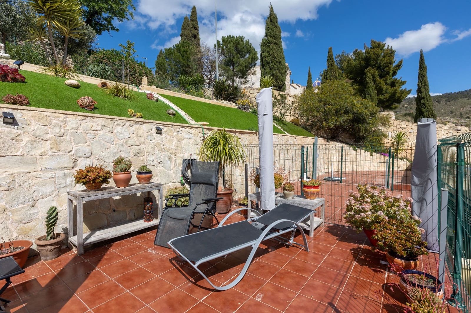 3 bedroom Semi-detached Villa for sale in Relleu with pool garage - € 232,000 (Ref: 9663393)