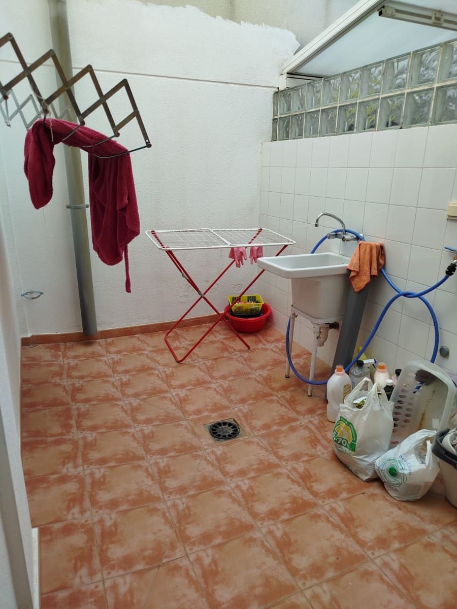 4 Zimmer Doppelhaus zu verkaufen in La Nucia mit Garage - 307.000 € (Ref: 9673841)