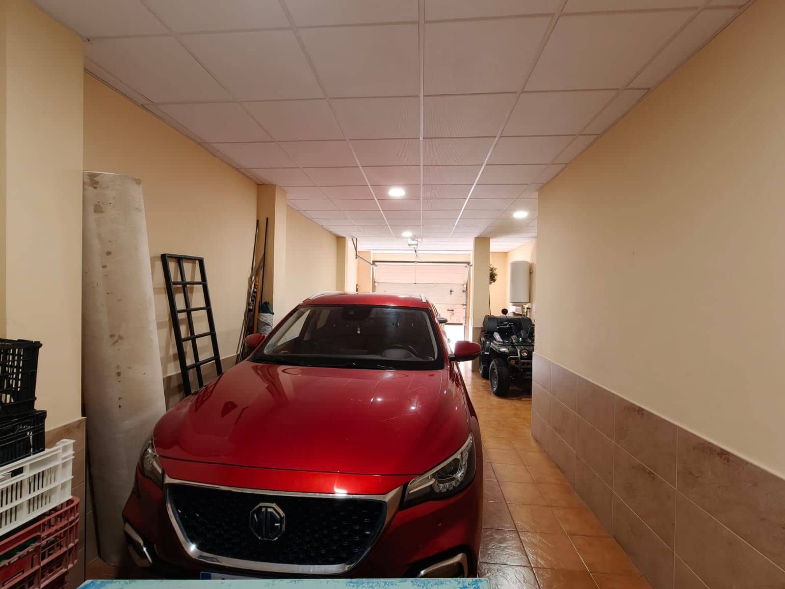 4 quarto Moradia Geminada para venda em La Nucia com garagem - 307 000 € (Ref: 9673841)