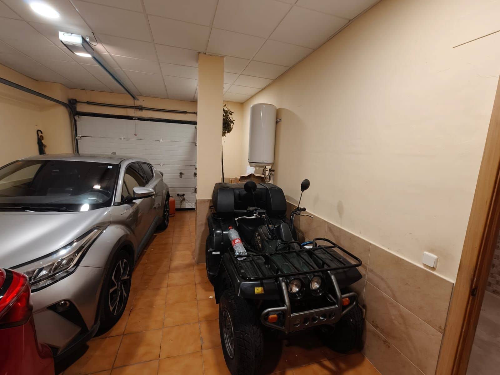 4 quarto Moradia Geminada para venda em La Nucia com garagem - 307 000 € (Ref: 9673841)