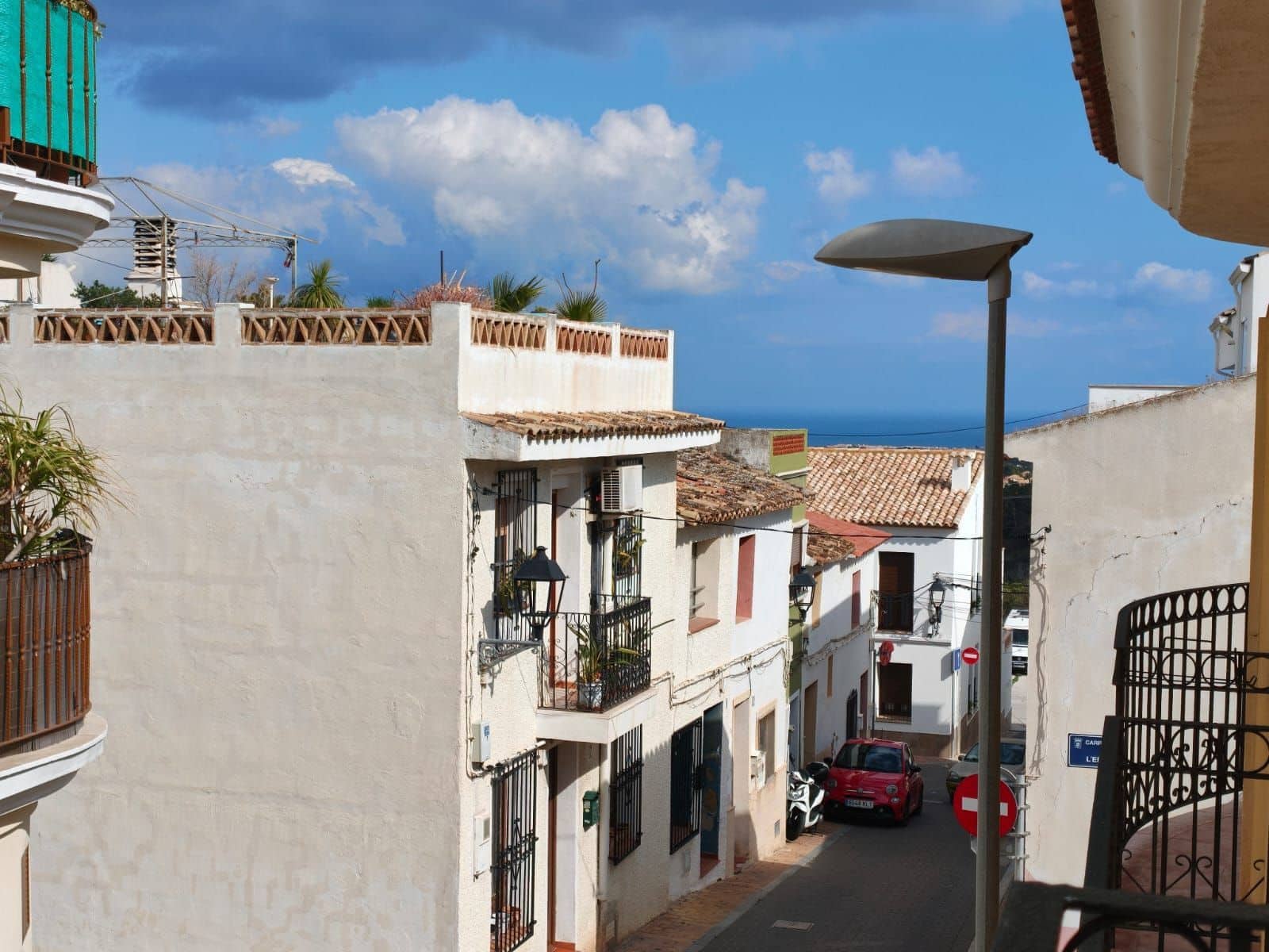 4 quarto Moradia Geminada para venda em La Nucia com garagem - 307 000 € (Ref: 9673841)