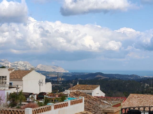 Pareado de 4 habitaciones en La Nucia en venta con garaje - 307.000 € (Ref: 9673841)