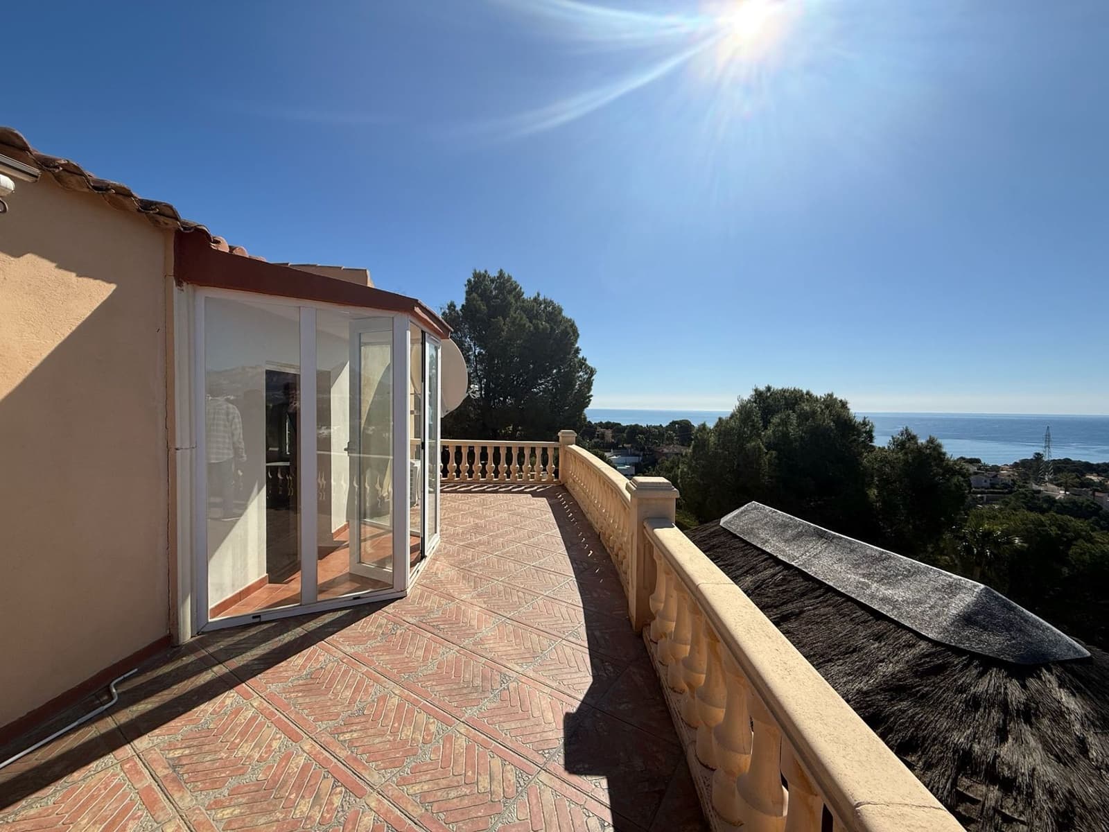 4 bedroom Villa for sale in Altea with pool garage - € 920,000 (Ref: 9686093)