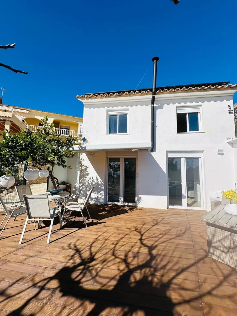 2 bedroom Finca/Country House for sale in Finestrat with pool - € 280,000 (Ref: 9700472)