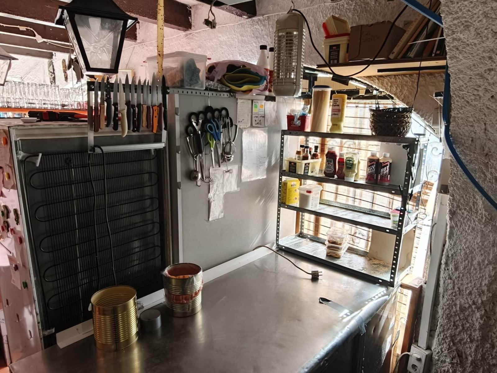 Commercial for rent in Benidorm - € 850 (Ref: 9731688)