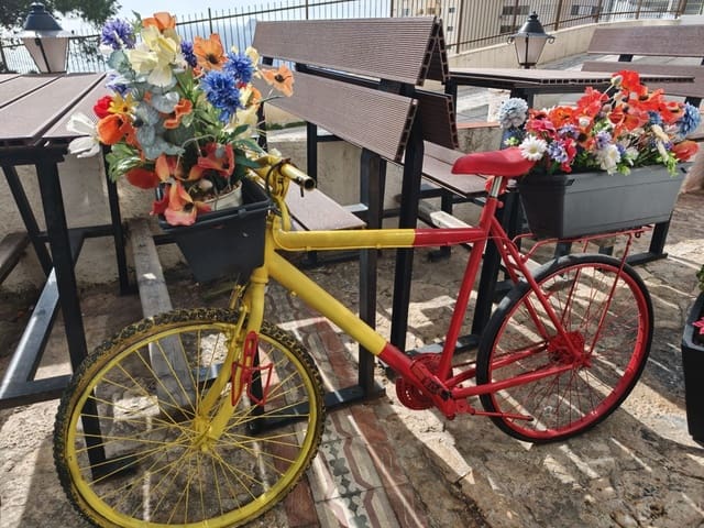 Commerciale da affittare in Benidorm - 850 € (Rif: 9731688)