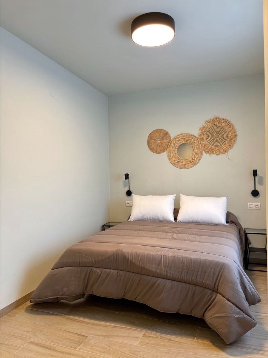 3 bedroom Apartment for rent in Alfaz del Pi / L'Alfas del Pi with pool garage - € 2,150 (Ref: 9741507)