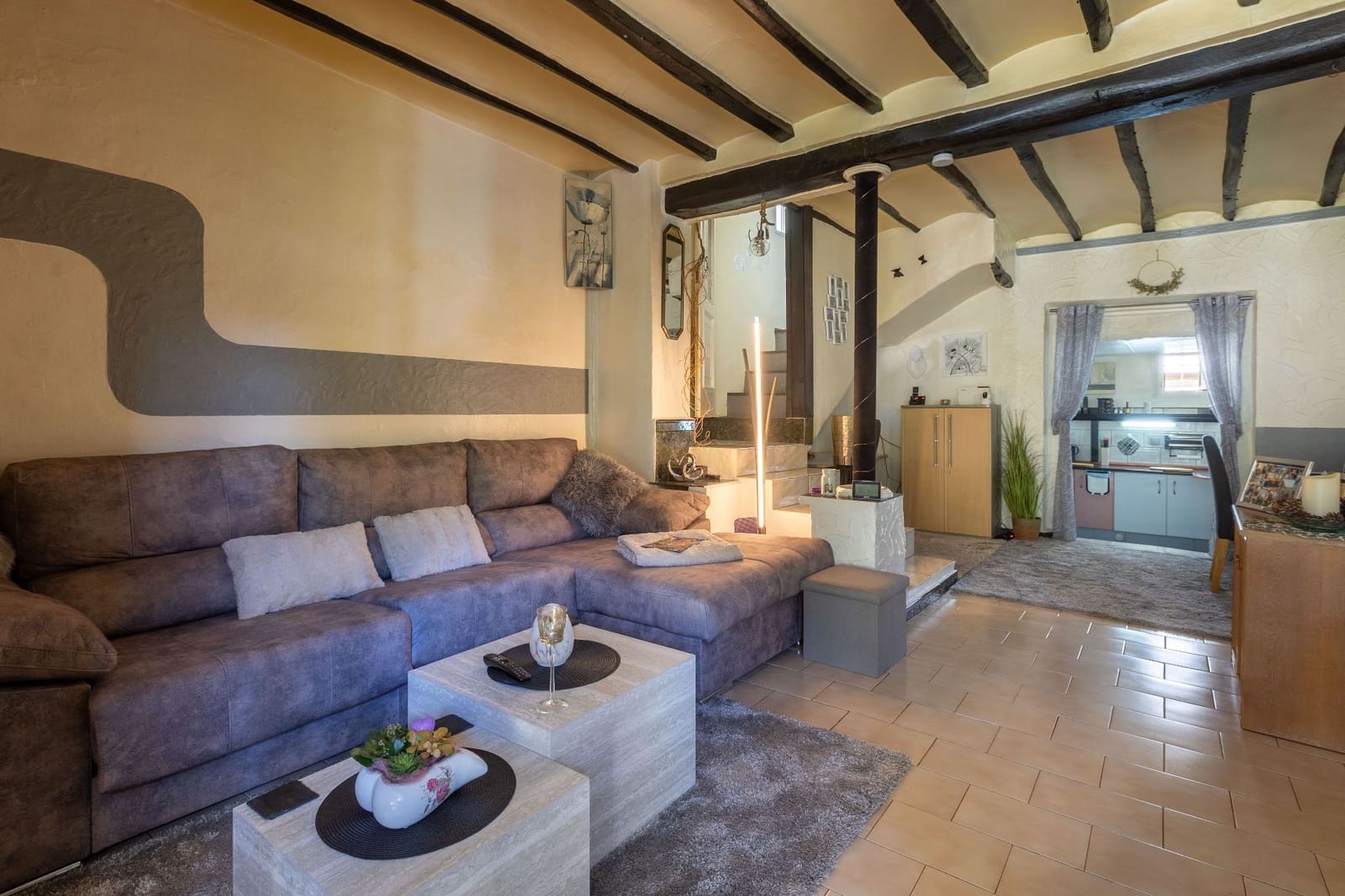 3 bedroom Finca/Country House for sale in Guadalest with garage - € 300,000 (Ref: 9744047)