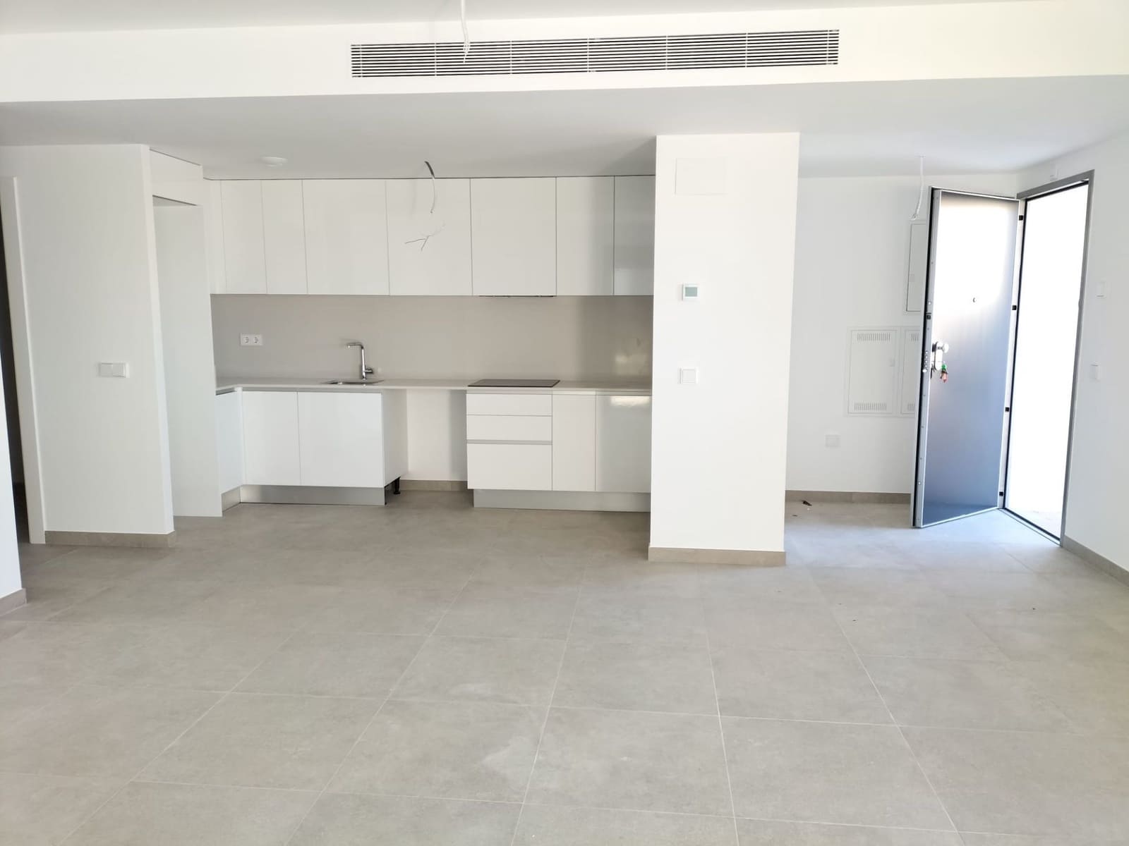 3 makuuhuone Huoneisto myytävänä paikassa Gran Alacant mukana uima-altaan 
autotalli - 405 000 € (Ref: 9751623)