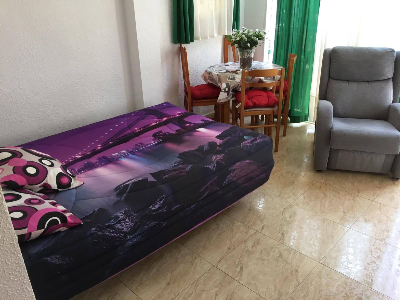 Studio te koop in Benidorm met zwembad garage - € 139.500 (Ref: 9777664)