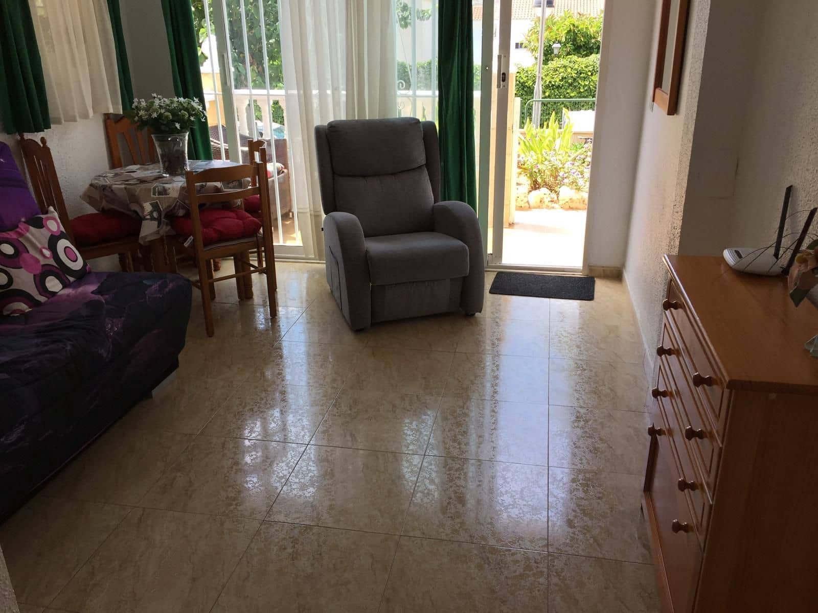 Studio te koop in Benidorm met zwembad garage - € 139.500 (Ref: 9777664)