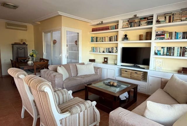 4 soveværelse Villa til salg i Calpe / Calp med swimmingpool garage - € 625.000 (Ref: 9777666)