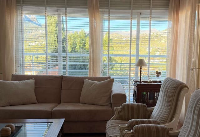 4 soveværelse Villa til salg i Calpe / Calp med swimmingpool garage - € 625.000 (Ref: 9777666)