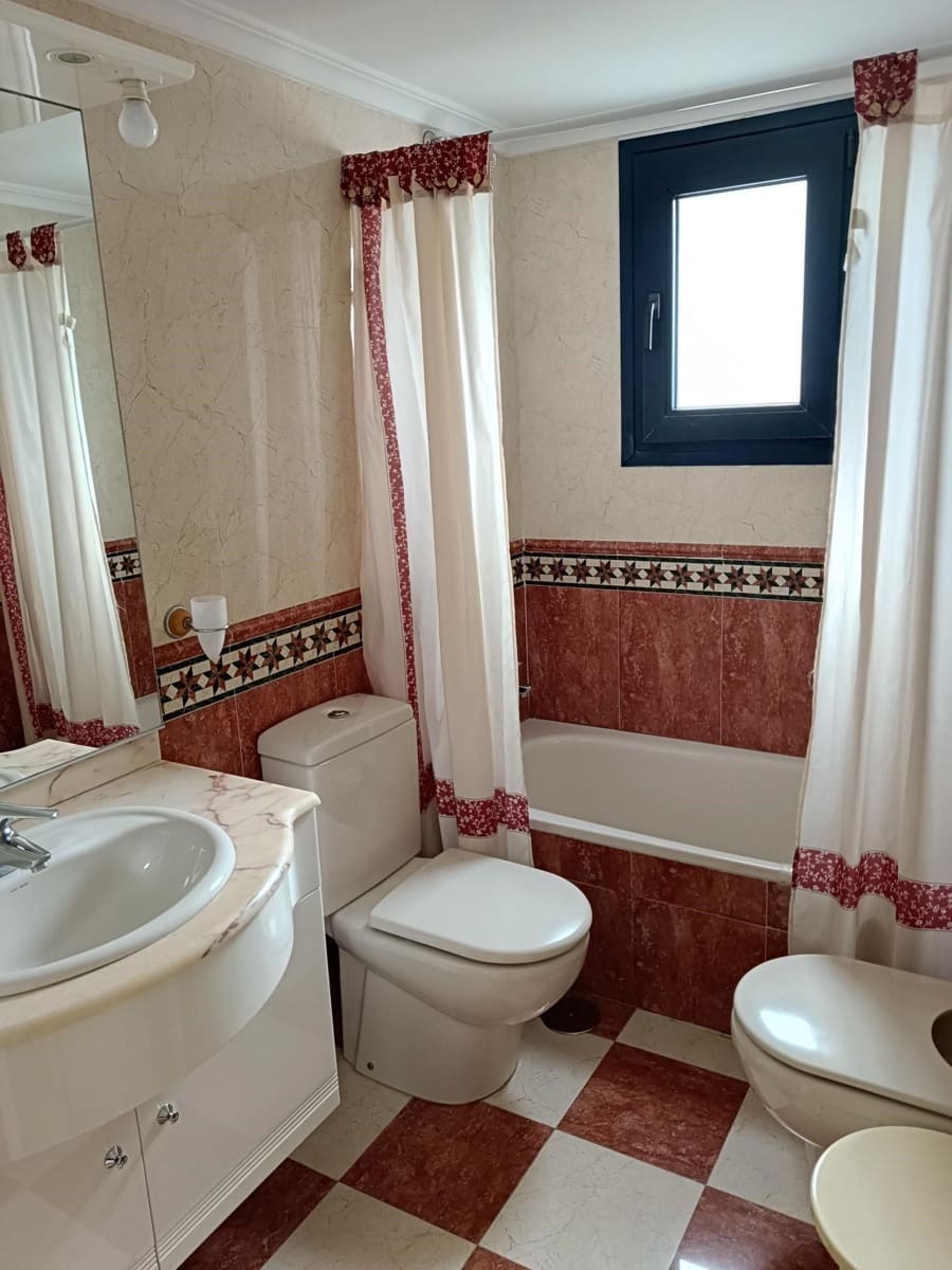 3 quarto Apartamento para venda em Calpe / Calp com piscina garagem - 490 000 € (Ref: 9777667)