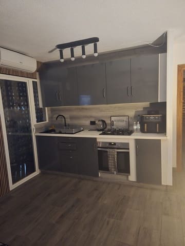 1 sypialnia Apartament na sprzedaż w Benidorm z basenem garażem - 195 000 € (Ref: 9787993)
