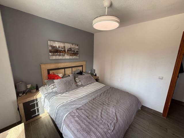 Apartamento de 1 habitación en Benidorm en venta con piscina garaje - 195.000 € (Ref: 9787993)