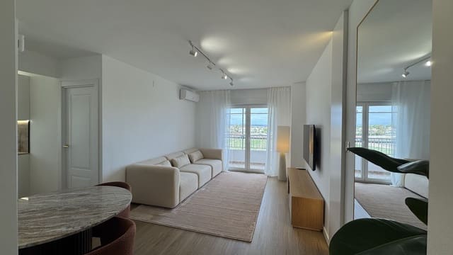 2 makuuhuone Huoneisto myytävänä paikassa Torrevieja mukana uima-altaan 
autotalli - 235 000 € (Ref: 9790282)