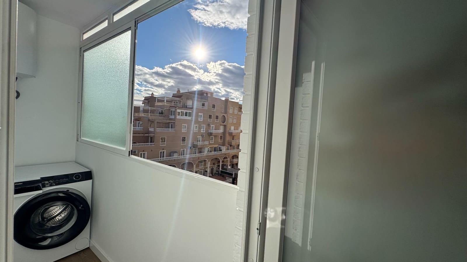 2 makuuhuone Huoneisto myytävänä paikassa Torrevieja mukana uima-altaan 
autotalli - 235 000 € (Ref: 9790282)