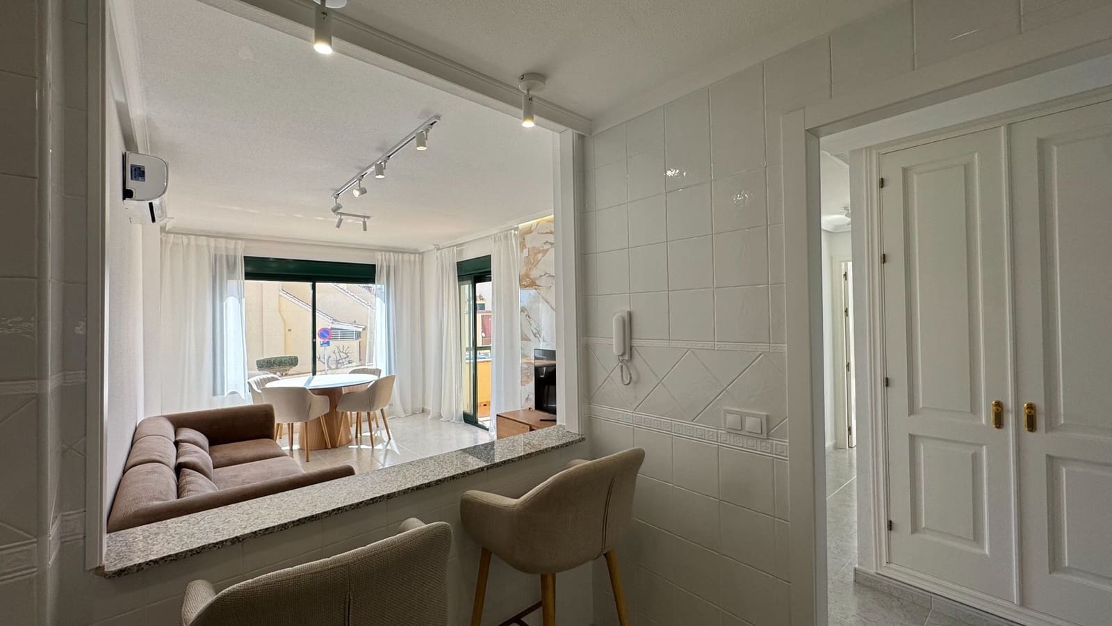 2 soveværelse Lejlighed til salg i Orihuela med swimmingpool garage - € 249.000 (Ref: 9790283)