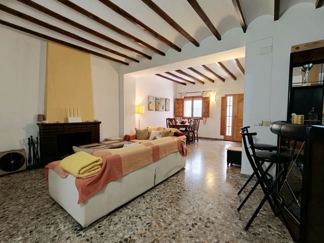 3 quarto Casa em Banda para venda em Polop com garagem - 300 000 € (Ref: 9819935)