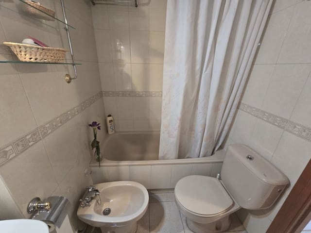 1 sovrum Lägenhet till salu i Benidorm med pool - 190 000 € (Ref: 9819938)
