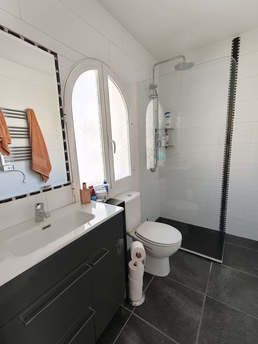 2 bedroom Semi-detached Villa for sale in La Nucia - € 239,500 (Ref: 9833298)