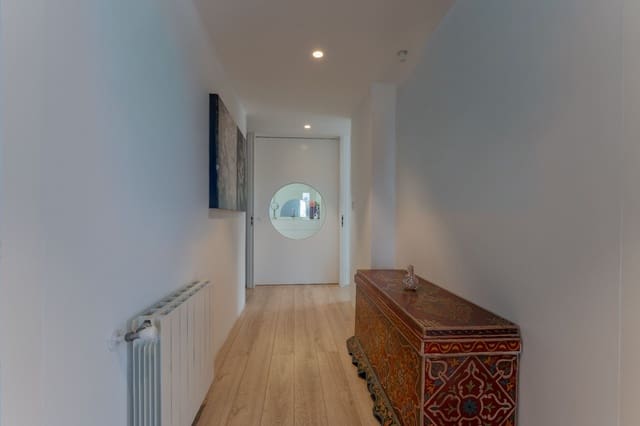 3 sypialnia Willa na sprzedaż w Miasto Alicante / Alacant z basenem garażem - 1 180 000 € (Ref: 9844915)