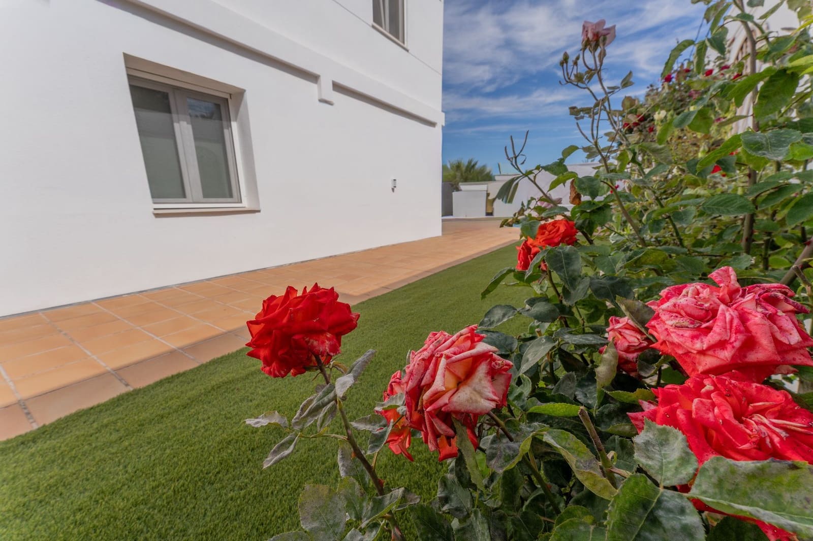 3 bedroom Villa for sale in Alicante / Alacant city with pool garage - € 1,180,000 (Ref: 9844915)