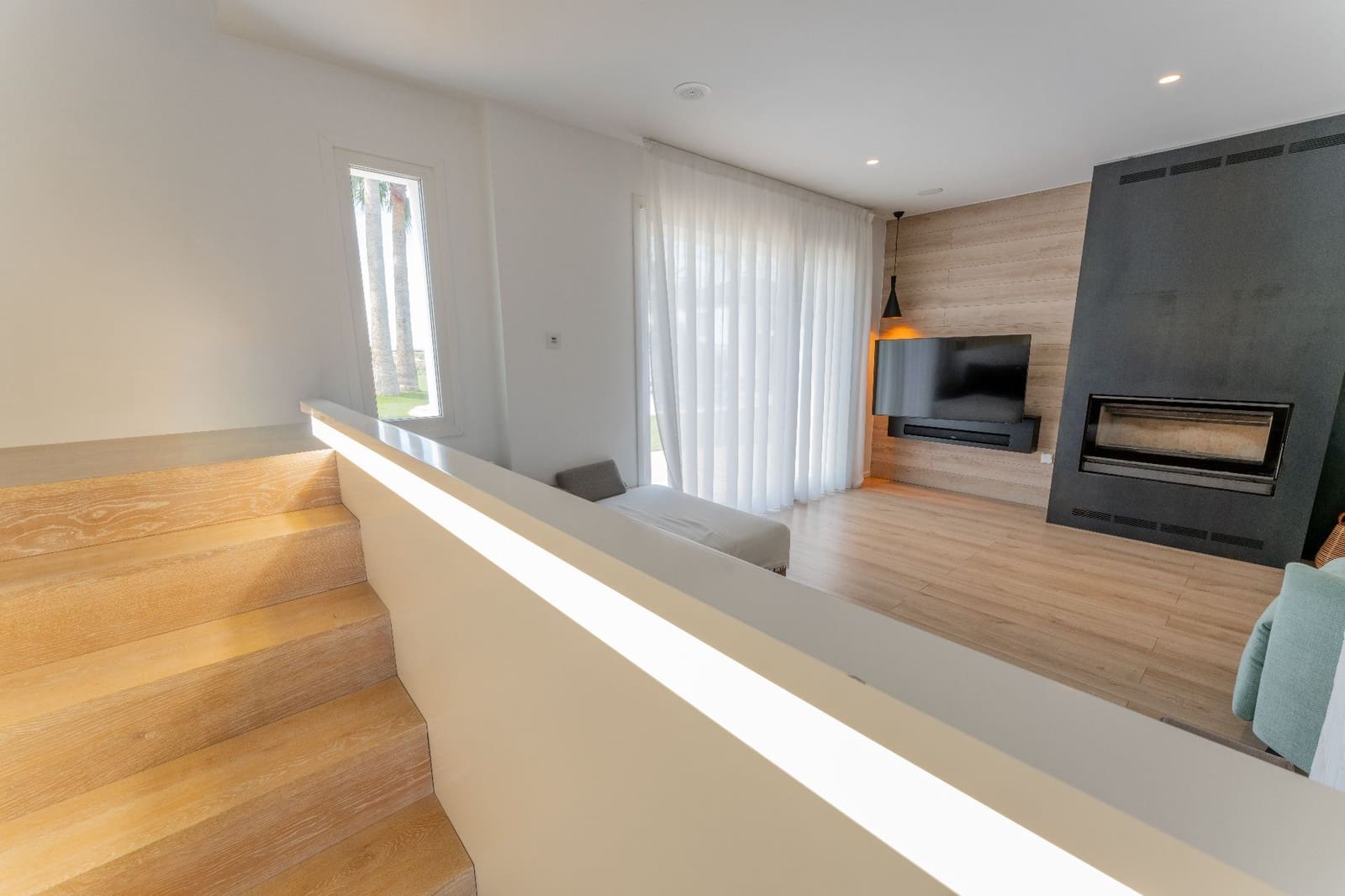 3 bedroom Villa for sale in Alicante / Alacant city with pool garage - € 1,180,000 (Ref: 9844915)