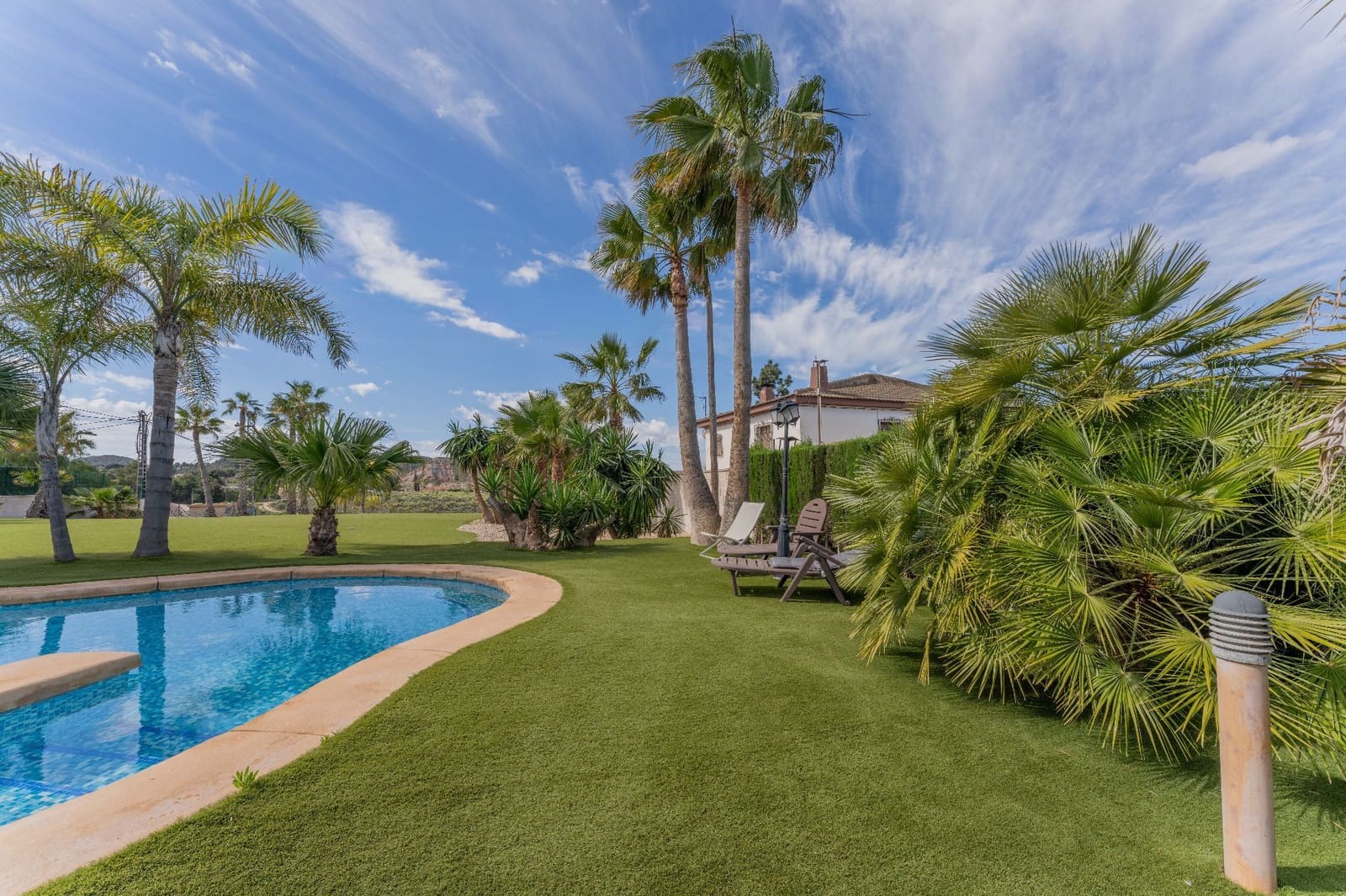 3 bedroom Villa for sale in Alicante / Alacant city with pool garage - € 1,180,000 (Ref: 9844915)