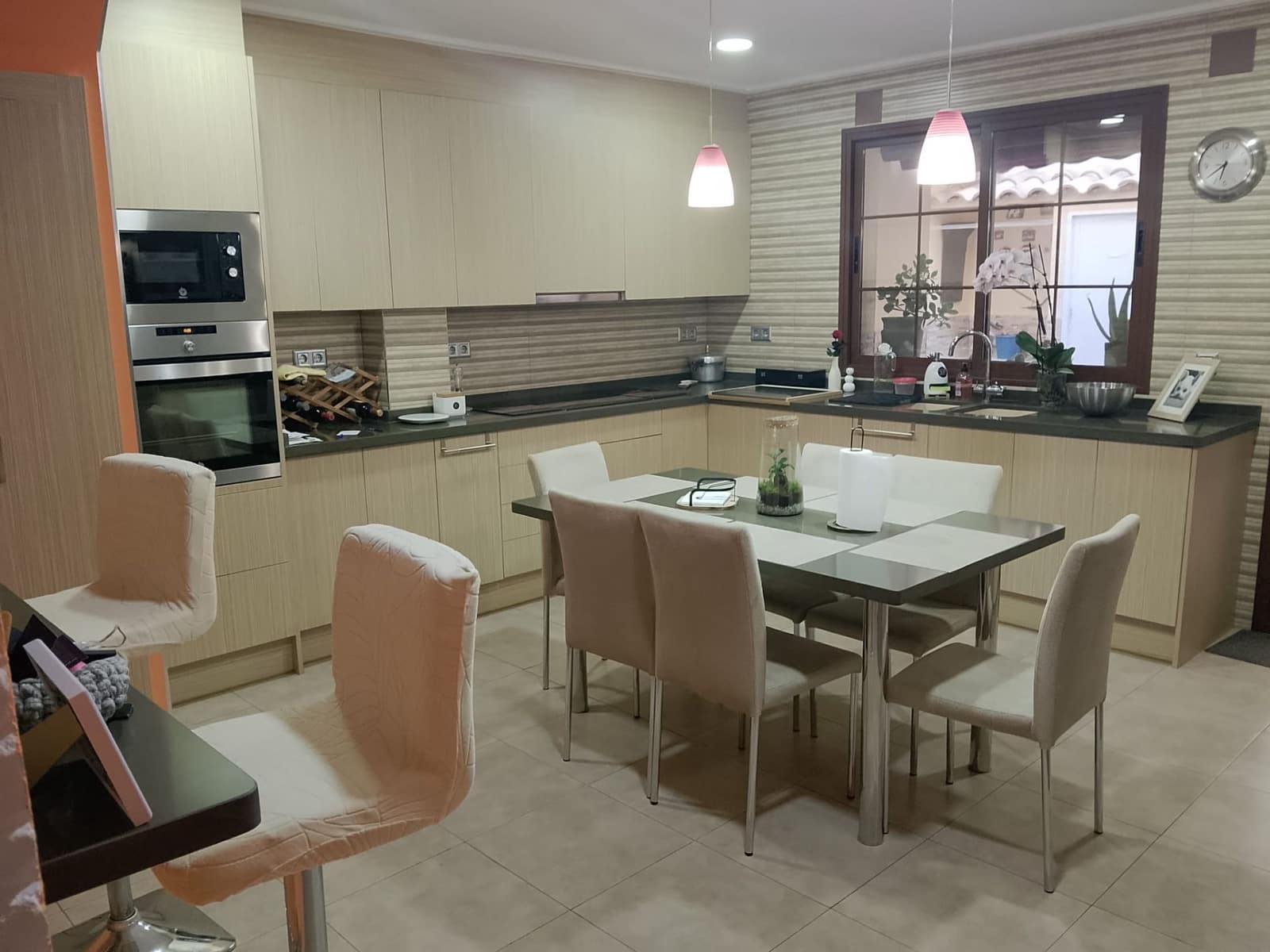 3 sovrum Semi-fristående Villa till salu i Torrevieja med garage - 320 000 € (Ref: 9861559)