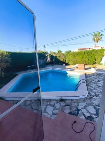 3 makuuhuone Huvila vuokrattavana paikassa Albir, Alfaz del Pi / L'Alfàs del Pi mukana uima-altaan 
autotalli - 1 800 € (Ref: 9864064)