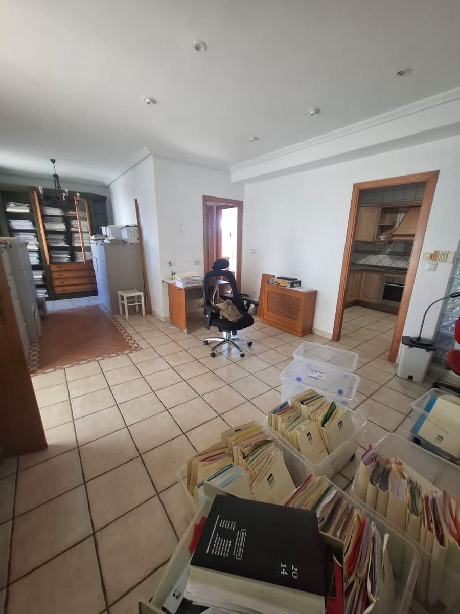 Chalet de 3 habitaciones en Torrevieja en venta con garaje - 235.000 € (Ref: 9875686)