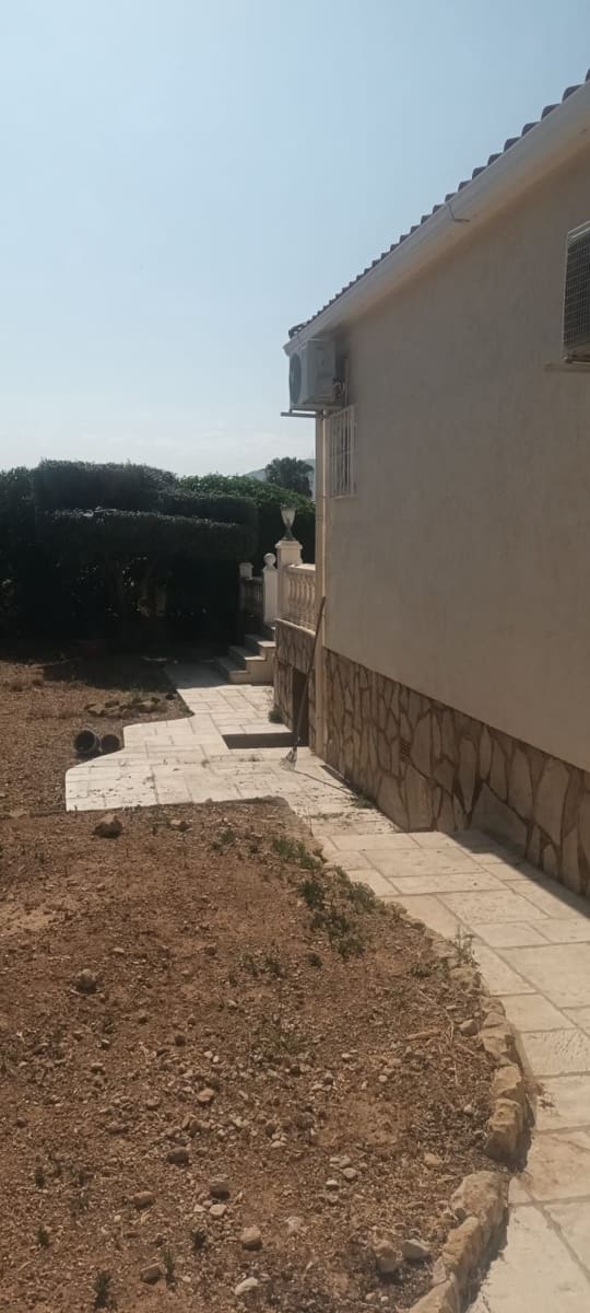 3 bedroom Villa for sale in Alfaz del Pi / L'Alfas del Pi with pool garage - € 530,000 (Ref: 9877922)
