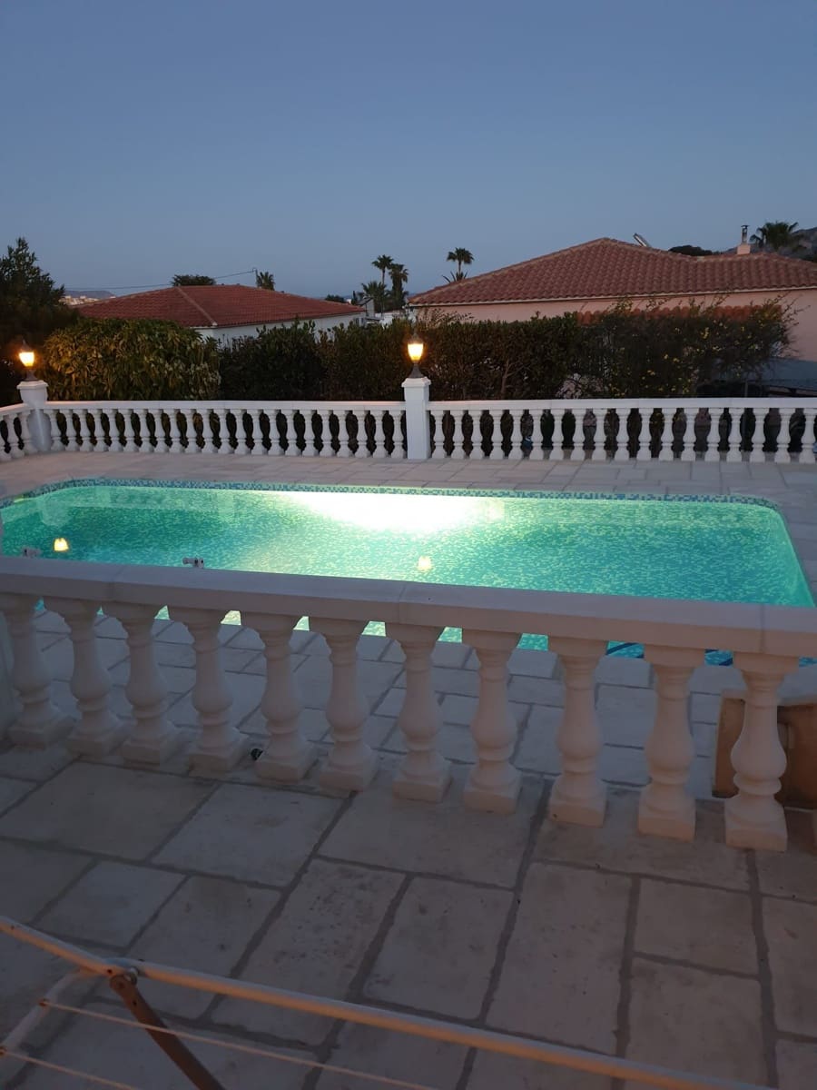 3 bedroom Villa for sale in Alfaz del Pi / L'Alfas del Pi with pool garage - € 530,000 (Ref: 9877922)