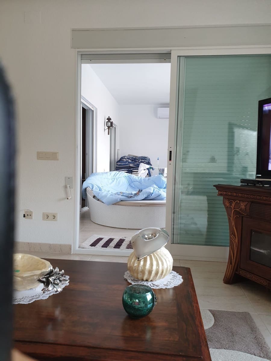 3 bedroom Villa for sale in Alfaz del Pi / L'Alfas del Pi with pool garage - € 530,000 (Ref: 9877922)