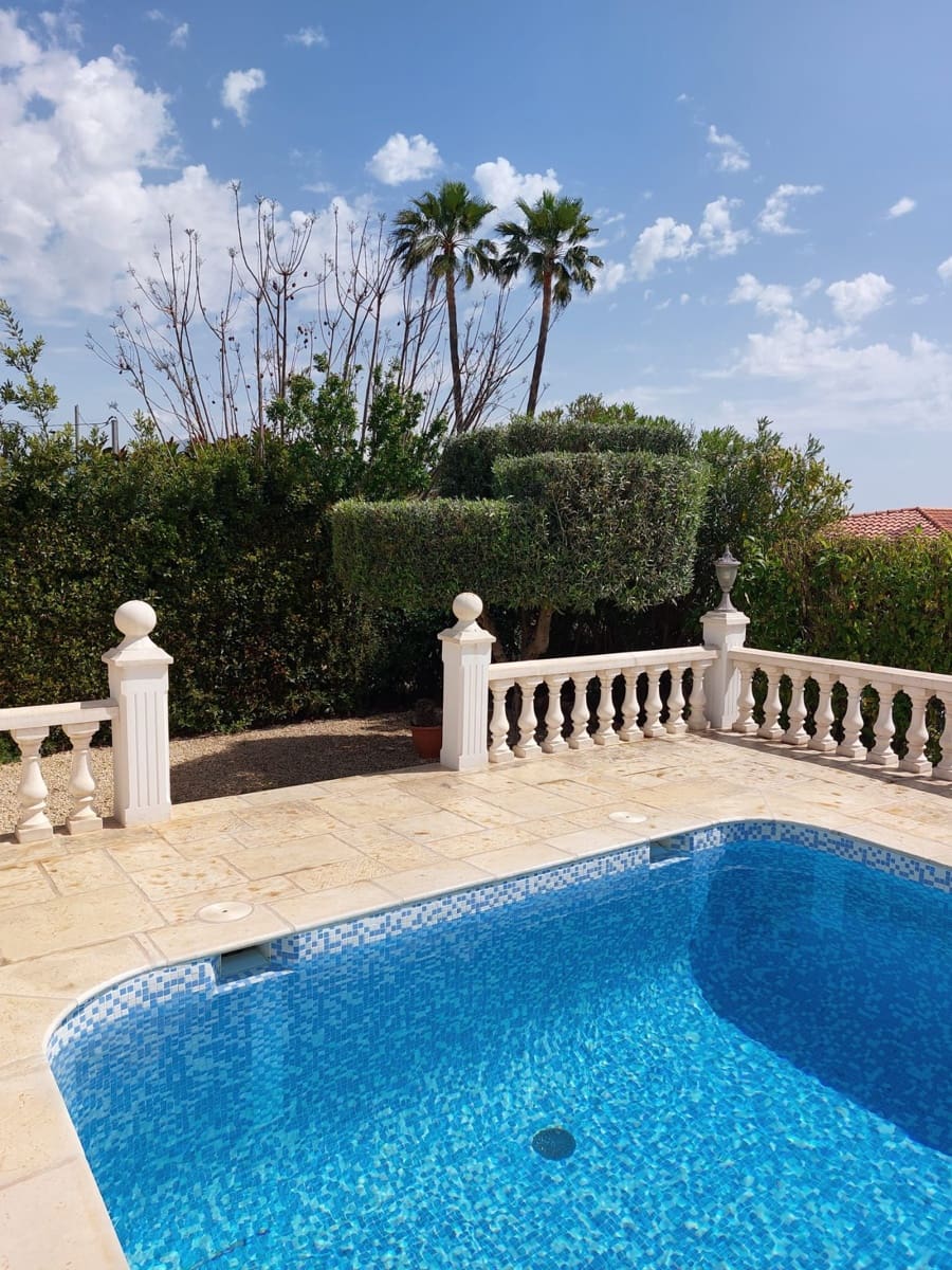 3 bedroom Villa for sale in Alfaz del Pi / L'Alfas del Pi with pool garage - € 530,000 (Ref: 9877922)