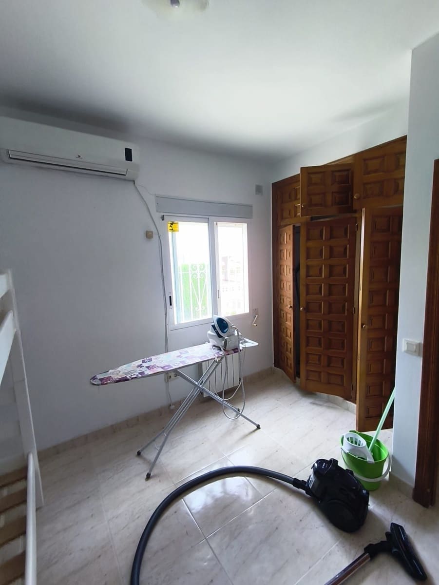 3 bedroom Villa for sale in Alfaz del Pi / L'Alfas del Pi with pool garage - € 515,000 (Ref: 9877922)