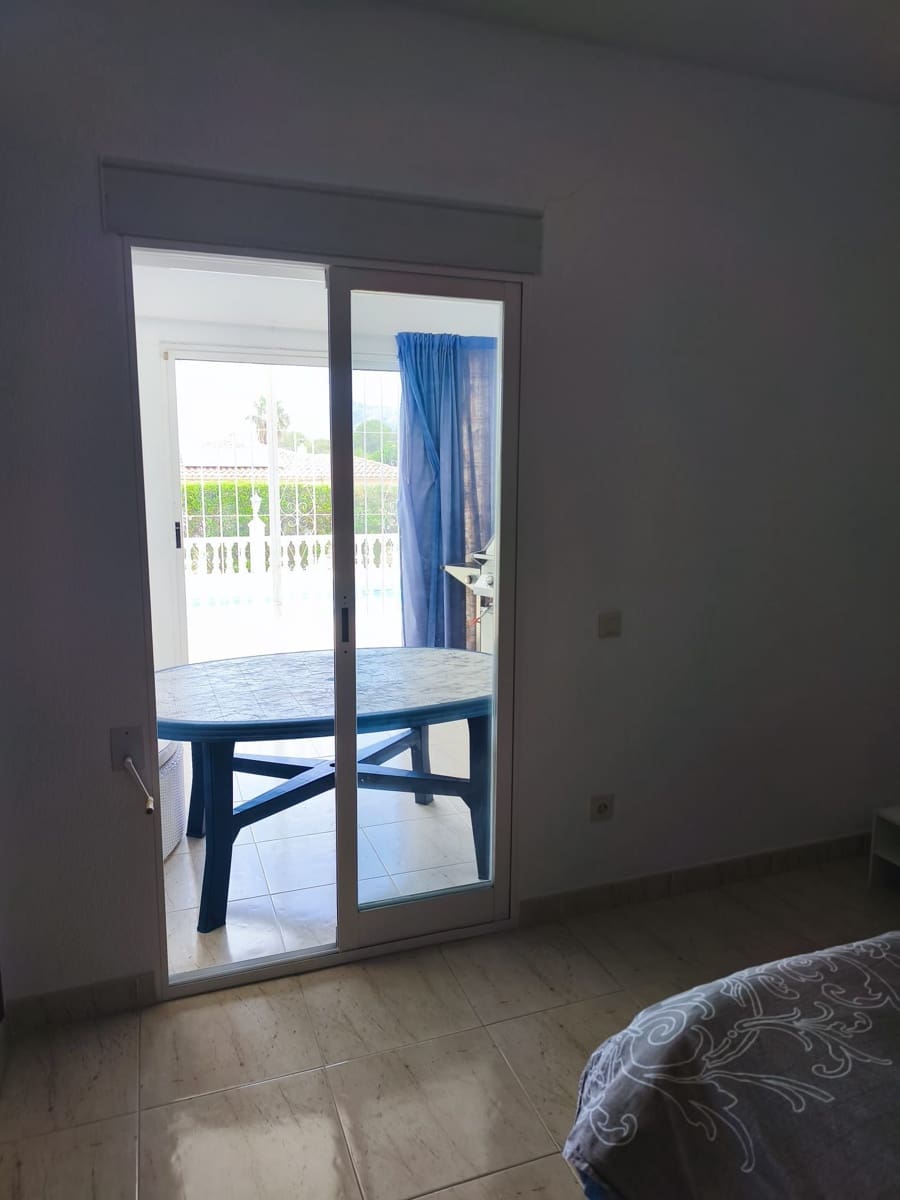 3 bedroom Villa for sale in Alfaz del Pi / L'Alfas del Pi with pool garage - € 515,000 (Ref: 9877922)