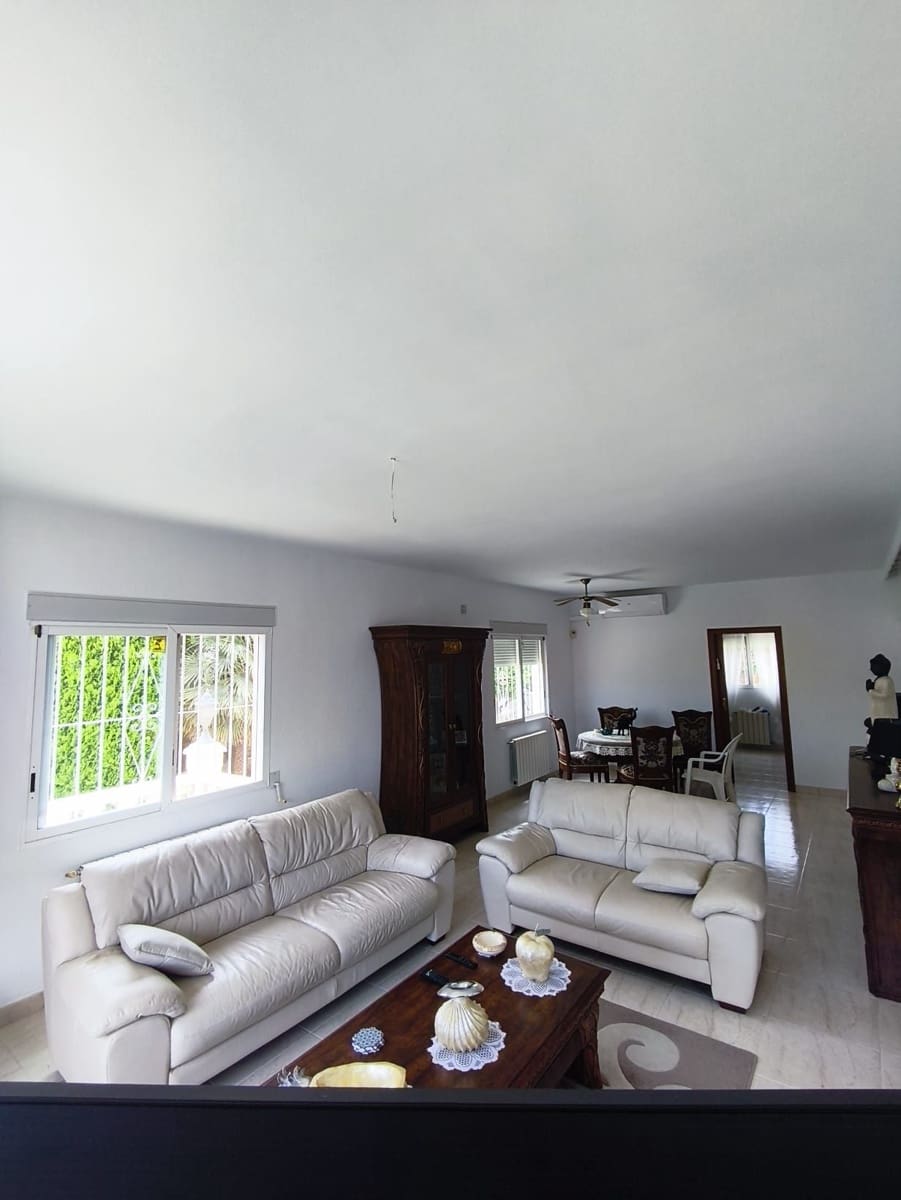 3 bedroom Villa for sale in Alfaz del Pi / L'Alfas del Pi with pool garage - € 515,000 (Ref: 9877922)