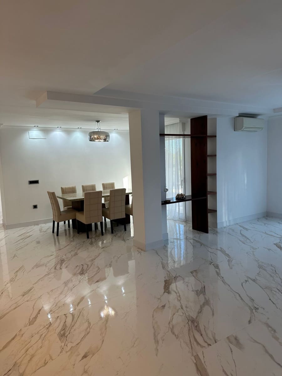5 Zimmer Villa zu verkaufen in Altea mit Pool Garage - 1.450.000 € (Ref: 9880592)