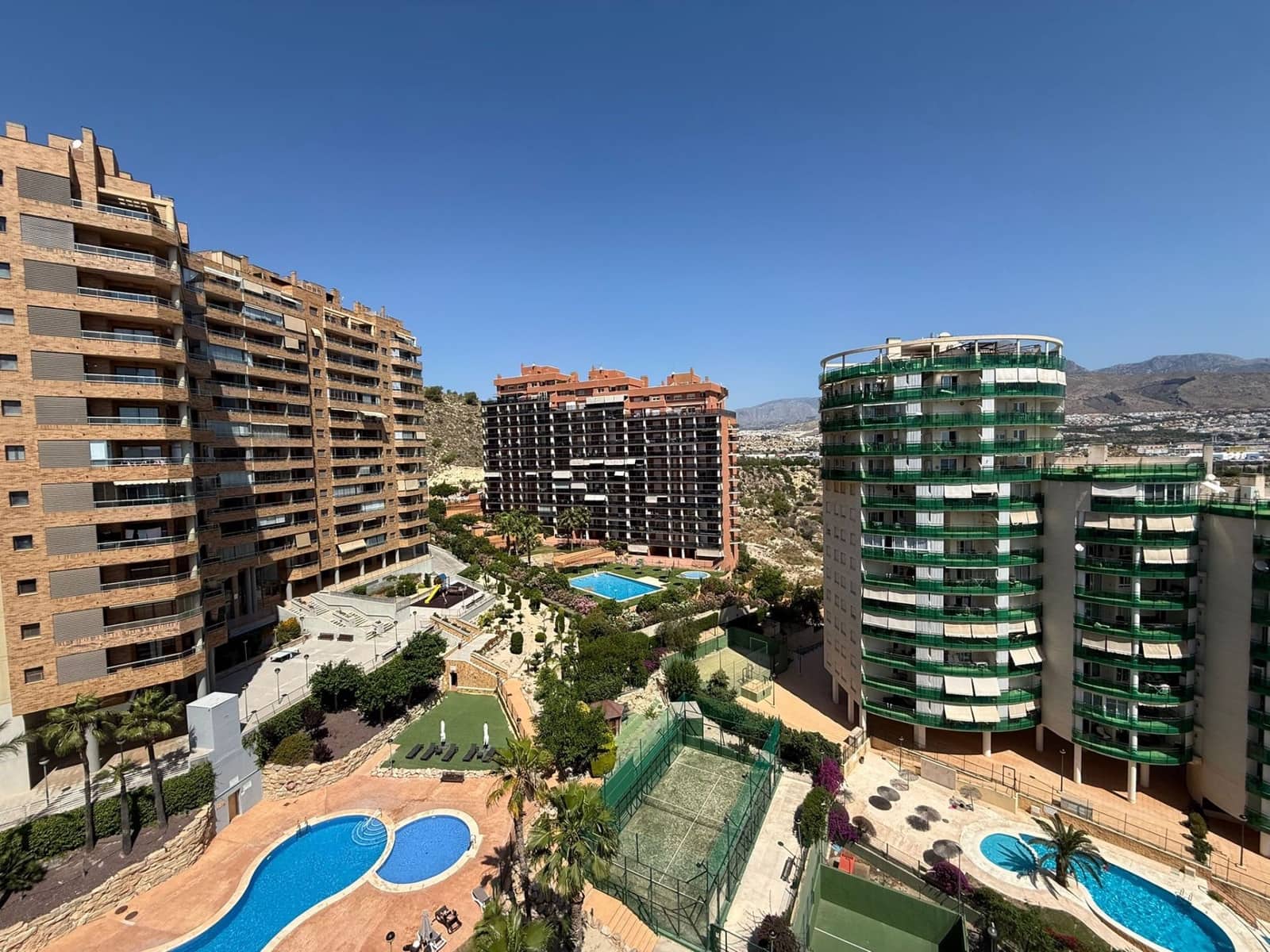 2 soverom Leilighet til salgs i La Villajoyosa / Vila Joiosa med svømmebasseng garasje - € 275 000 (Ref: 9889760)