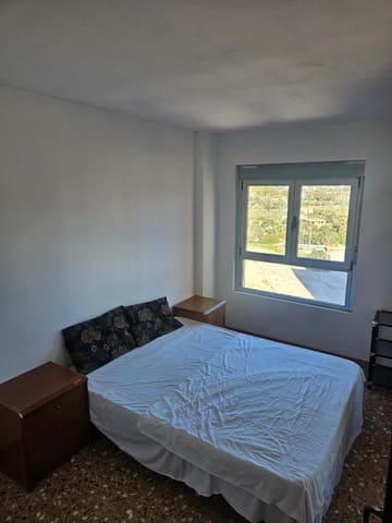 Apartamento de 4 habitaciones en Benidorm en venta con piscina garaje - 265.000 € (Ref: 9891695)