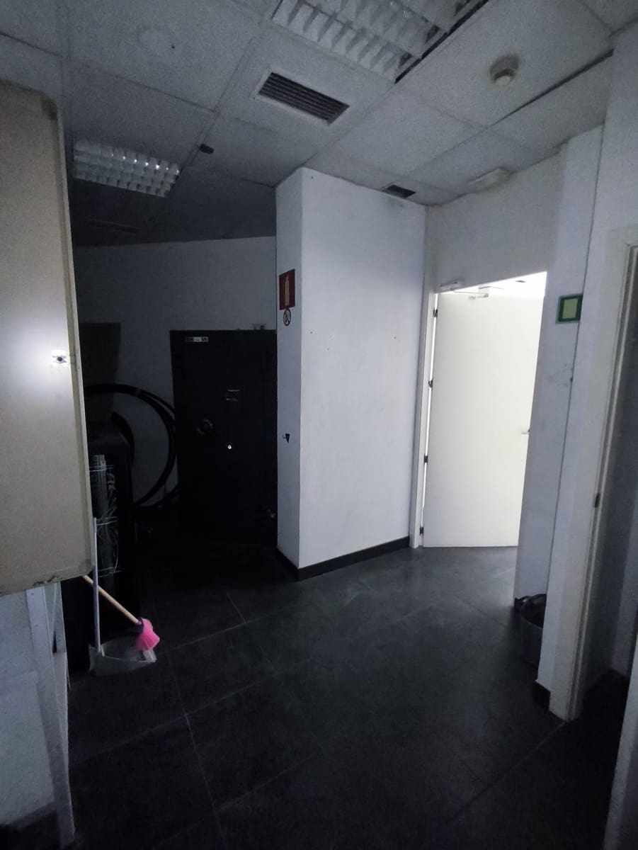 Gewerbe zu vermieten in Benidorm - 3.700 € (Ref: 9893720)