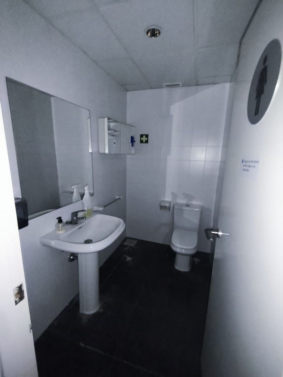 Gewerbe zu vermieten in Benidorm - 3.700 € (Ref: 9893720)